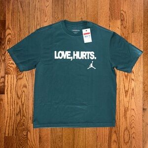 Love, Hurts Jordan T-Shirt Size Large NEW